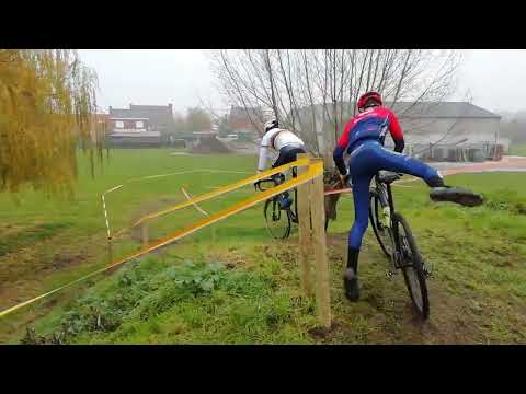 Joran Wyseure test het parcours Cyclocross Lichtervelde 2022