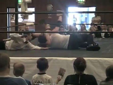 Barry Ryan vs. Danny Dexter