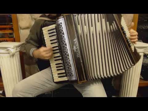 BELTALPIVM96EB - Ebony Beltuna Alpstar IV M PIano Accordion LMMM 38 96 $7499