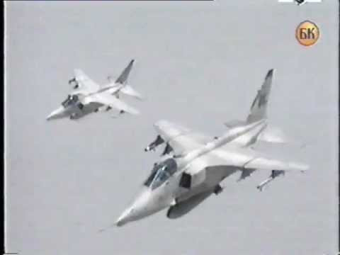 Manevarska municija - avion Jaguar.avi