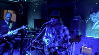 Video MALASHNIKOW - KŘÍDLA (Praha,Modrá vopice)