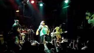 Ratos de Porão - Pobreza (Hangar110  24/11/2007)