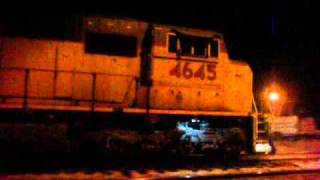 preview picture of video 'Railfanning Carlinville, Illinois Amtrak Station (8-14-10)'