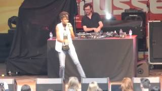 Coely   Ain't Chasing Pavements   Live @ Openluchttheater Rivierenhof On The Rocks) 2013