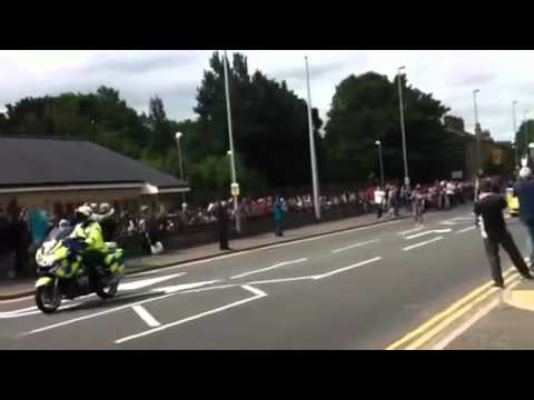 Olympic Torch (Wakefield Rd, Dewsbury, UK)