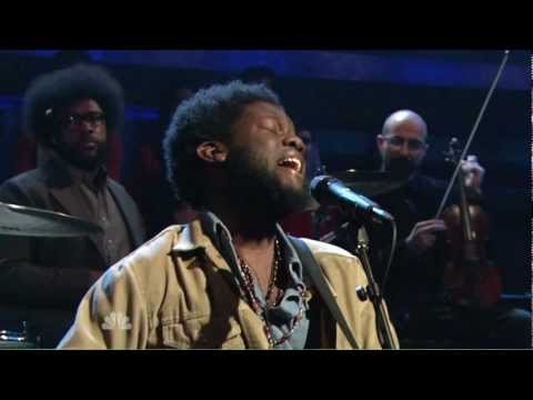 Michael Kiwanuka - Tell Me A Tale [Live on Jimmy Fallon] [01.17.13]