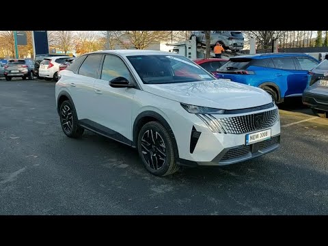 Peugeot 3008 1.2 MHEV PureTech 136bhp eDCS6 Allure - Image 2