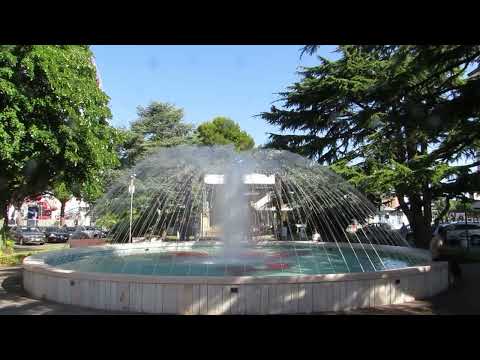 2022 07 24 Lido di Jesolo Brunnen am Piazza Brescia