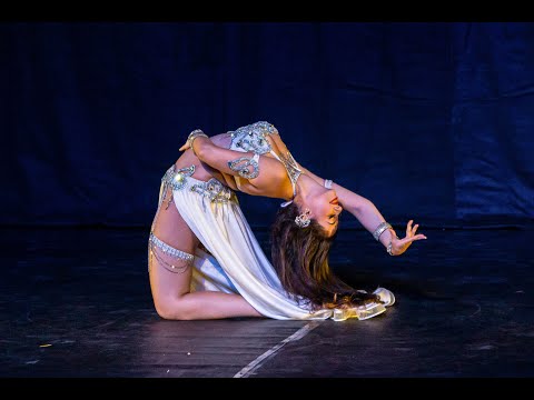 Beatriz Góes - Espetáculo Renascer - Festival Ventre & Magia 2022