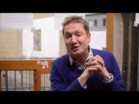 Bart Kaëll over oorsuizen/tinnitus - De Tuut van Tegenwoordig