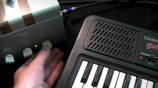 Diederich Electronics Nuclear Test Site pedal demo with Casio Rapman keyboard