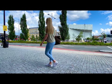Sitting Oslo july 2021 🧘🏻‍♀️ Langkaia NSB Bus terminal by oslo elsa67