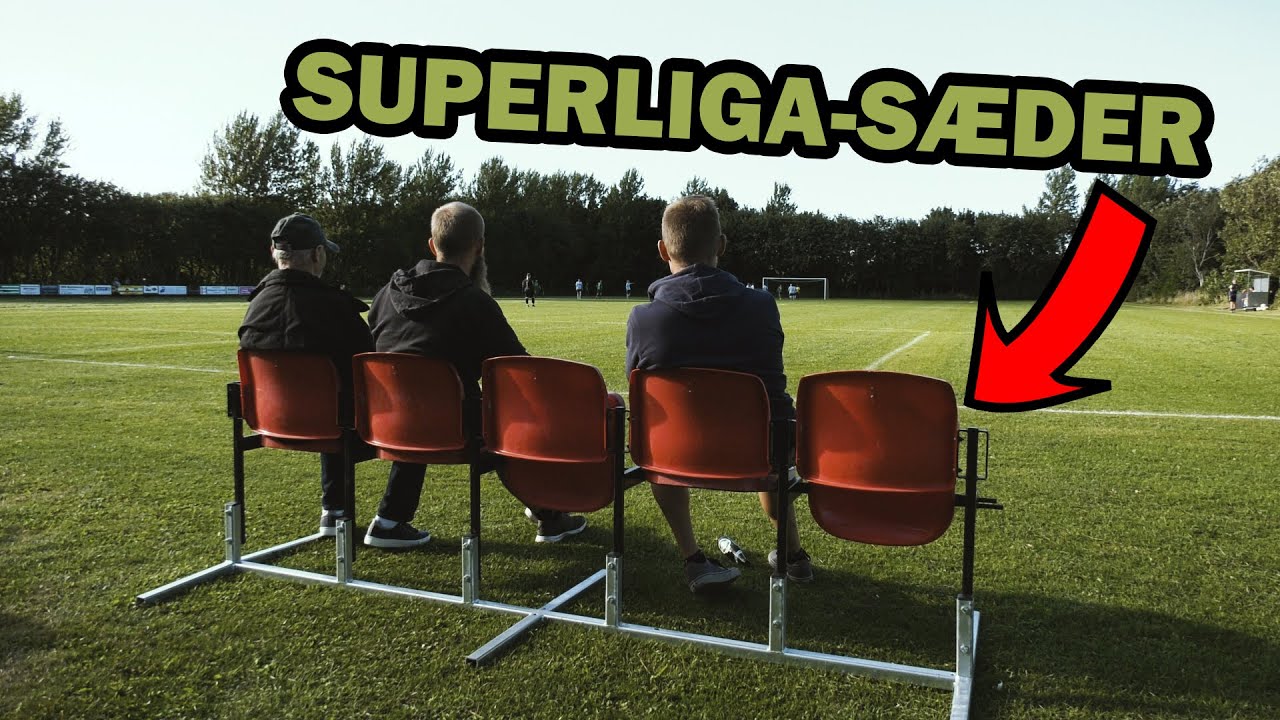 Video: Superliga-sæder flyttet ind på landsby-stadion