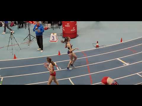 Lena bieg 300m, 5 tor, czas 41.25 PB, 1 miejsce w serii - Halowa Olimpiada LDK, Toruń 21.11.2021