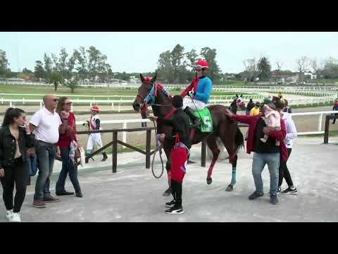 230602 c02 - LA CAPITANA - HIPODROMO LAS PIEDRAS
