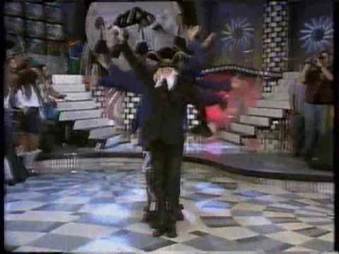 Xuxa canta "Dança nas Estrelas" no Xuxa Hits - 1995