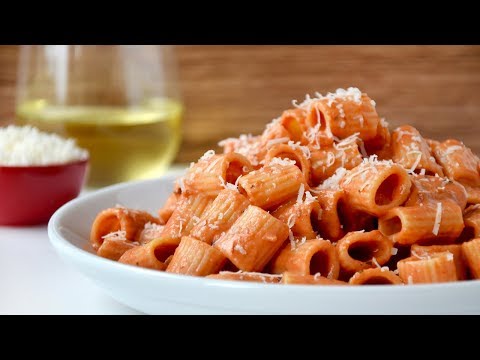 Quick and Easy Vodka Pasta Sauce Recipe