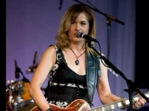 He's Got A Secret (Vicki Peterson Lead Vocals) (Live in Fall Church VA 5/23/09) - Bangles   *audio*