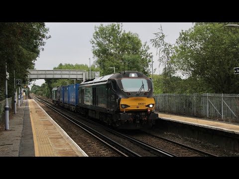 DRS 68001 & 68034 pass Kemsing working 6M95 - 24/7/23