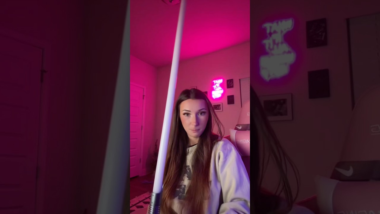 Unboxing the Most Affordable Lightsaber (The Apex)