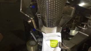 Maquina envasadora tipo Doy Pack con 3 sistemas de Dosificacion