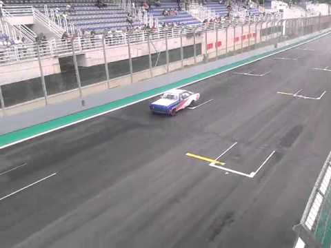 Old Stock Car opalas passando na reta de interlagos