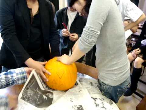 聖学院大学｜Jack O'Lantern作り体験会｜欧米文化学科