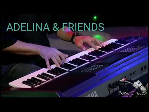 Felice Navidad-ADELINA & FRIENDS!!!