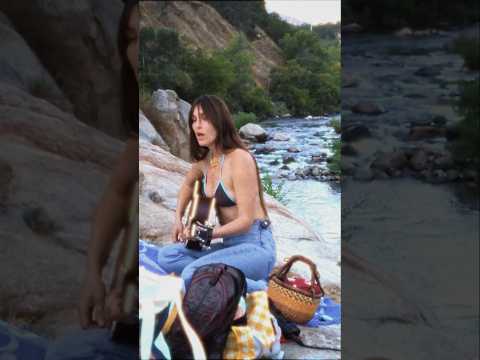 Her voice in Sequoia National Park 😍 #musician #nature #shorts #music #scoutwillis