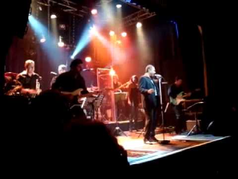 Erick Bamy ( Divan )