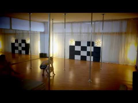 09.Thess Pole Art Show 11 - Stelios's Solo (Meck Feat Dino - Feels Like A Prayer)