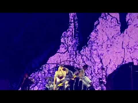 RED HOT CHILI PEPPERS - By The Way - Ending - Paris Stade de France - 08.07.2032