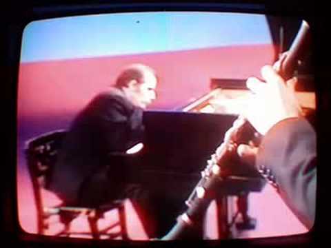 Glenn Gould and James Campbell -- Debussy Rhapsodie
