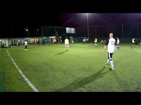 StrefaFutbolu.pl: SV United - Akademia Teatralna