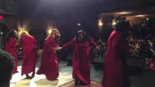 What He's Done for Me - Lisa Knowles-Smith and The Brown Singers