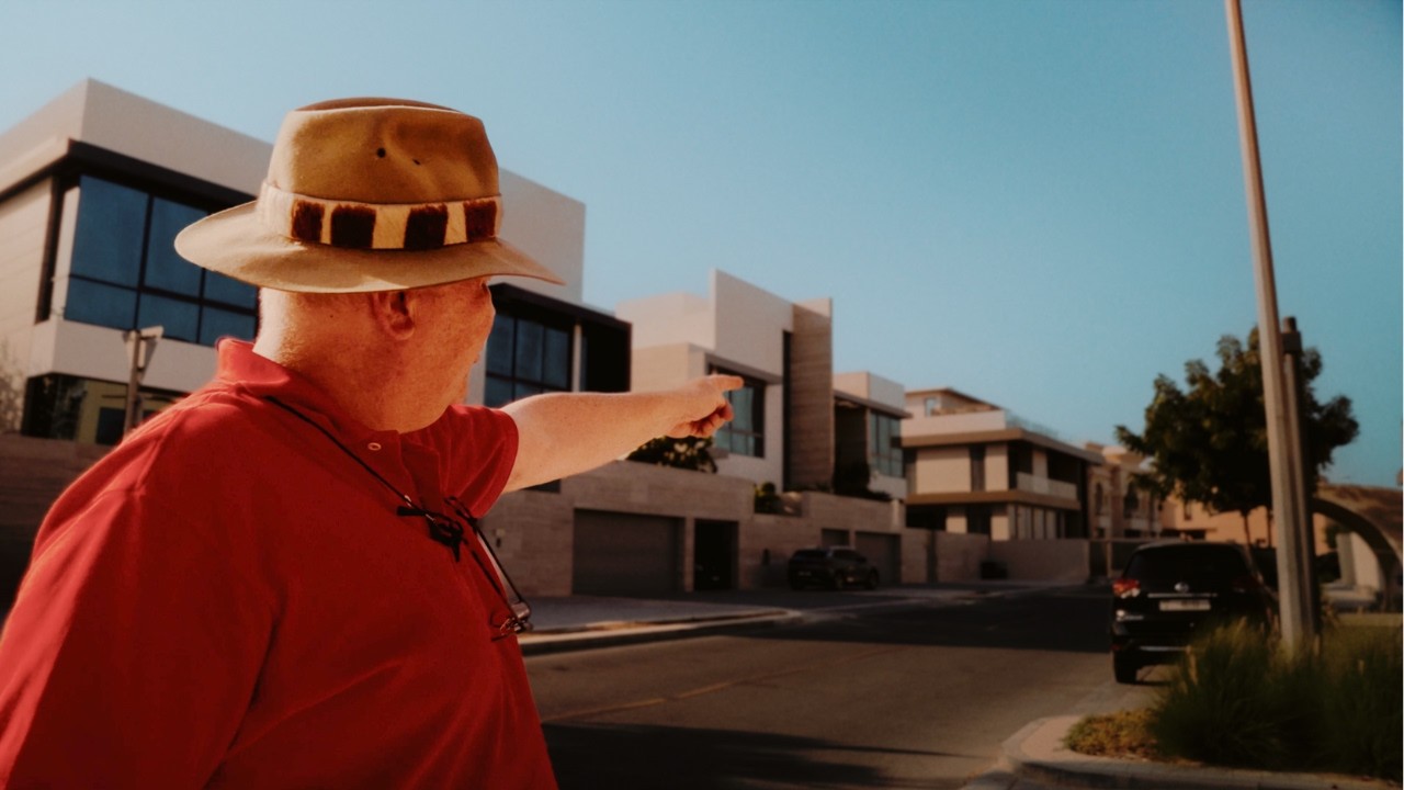 Christophe Visite un Quartier de Dubai - Réaction à chaud