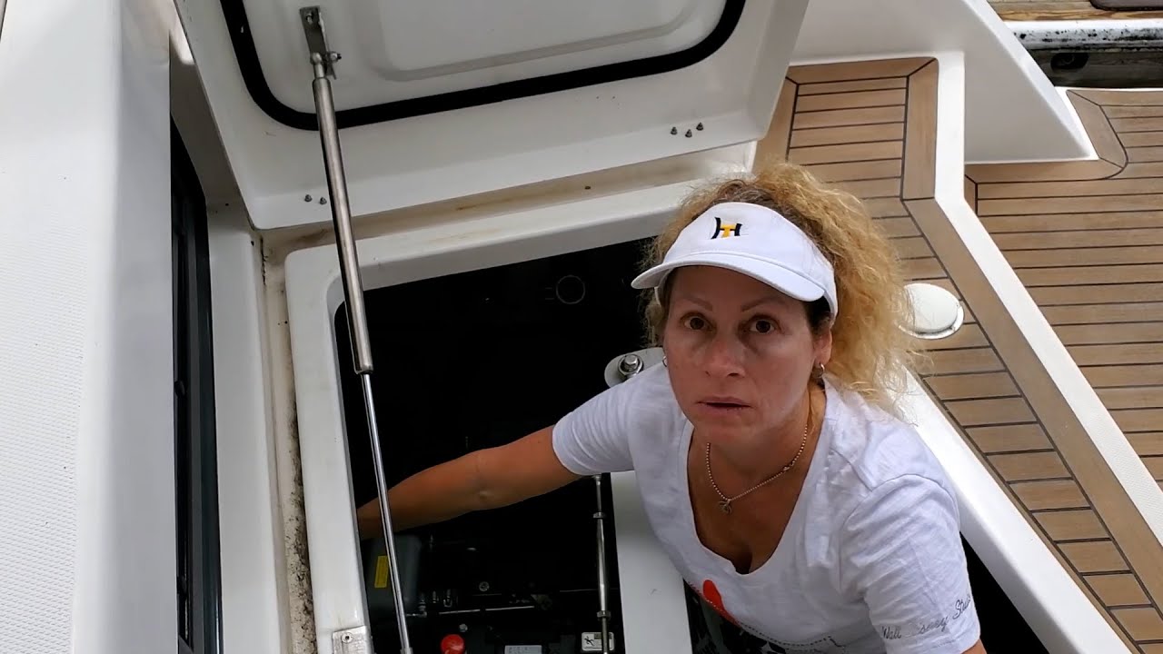 Jump Starting an Engine on Our Leopard 45 and Floating Around Tampa Bay - E15