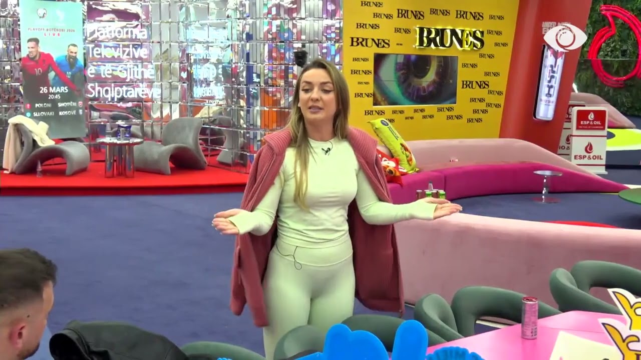 Të pëlqen mbështetja e një mashkulli që është…/ Mateo debaton me Juelën