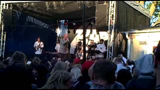 Kapten Röd - In Kommer Ting Live Flustret Uppsala 2012