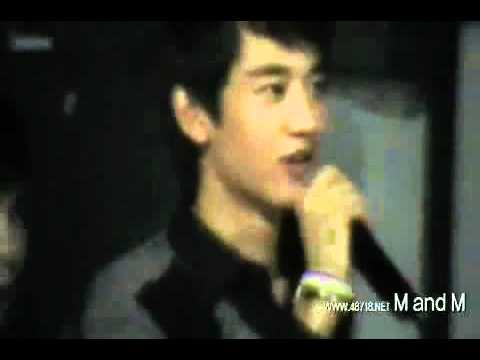 cut Jonghyun crying and SHINee's award acceptance speech