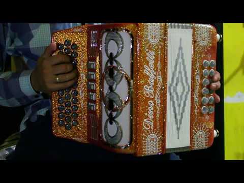 Rostro Divino Tony Sauceda_ Acordeón Tutorial