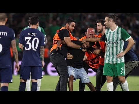 Funny🤣:Pitch invader hugs Lionel Messi after security breach. Embarrassed guards throw shoes at him😂