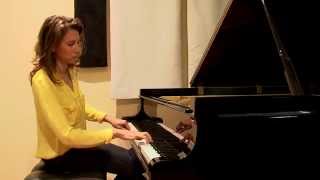 HAPPY - Pharrell Williams - (Piano Cover) Valérie MARIE