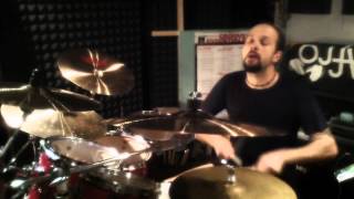 LIFESTYLE COVER Joe Satriani