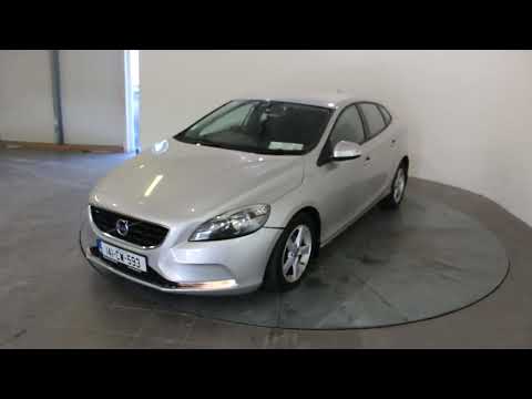 Volvo V40 1.6 D2 115PS ES - Image 2