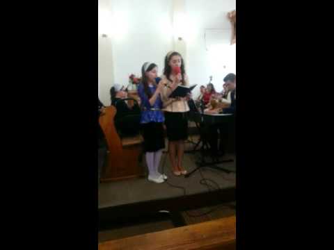 Denisa si Bianca- Iubirea de mama ( Biserica Penticostala Arbore)