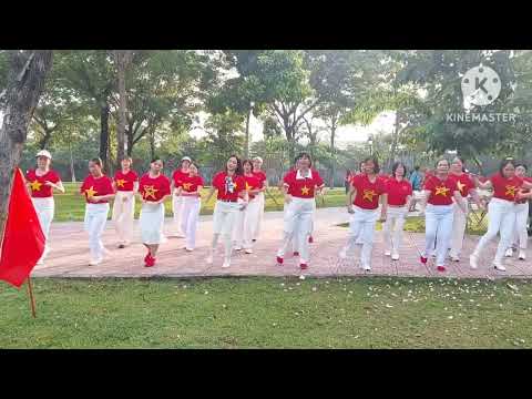 CỜ HOA RỰC RỠ  Mừng Đại lễ kỷ niệm 30/4/1975_30/42025)clb các cô nương xinh đẹp công viên bình hòa