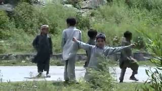 preview picture of video 'I Karakorum Expedition 2004 (KK Highway Islamabad - Skardu)'