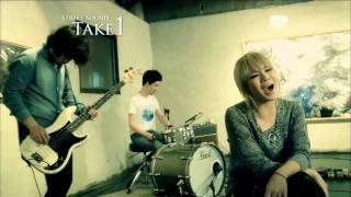 2NE1 - Ugly (Live Session) full HD 1080p