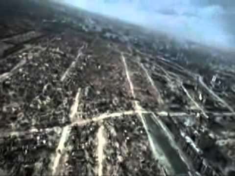 Przelot nad ruinami zbombardowanej Warszawy. Obywatel GC- S.Skalski - NIE PYTAJ O POLSKĘ.